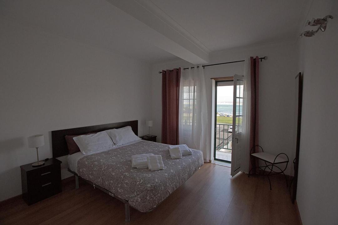 Waters House - Feel At Home Ir Our Sea Peniche Eksteriør billede